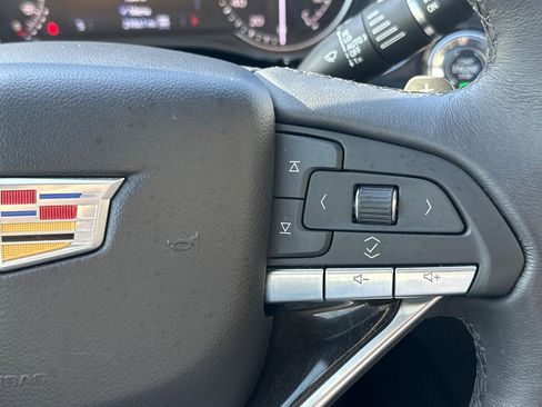 Certified 2024 Cadillac XT6 Premium Luxury image 23