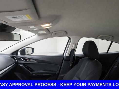 Used 2018 MAZDA MAZDA3 Sport w/ Preferred Equipment Package FWD image 12