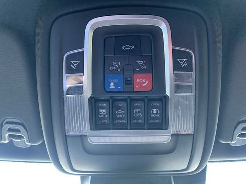Used 2019 RAM 1500 Limited AWD/4WD image 29