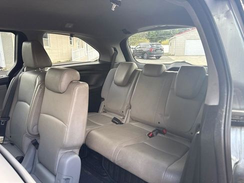 Used 2021 Honda Odyssey EX-L image 12