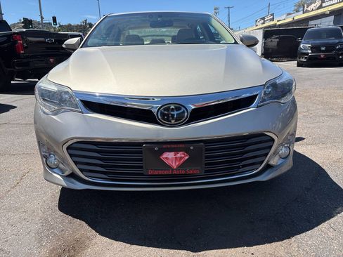 Used 2014 Toyota Avalon Limited w/ Technology Package image 2