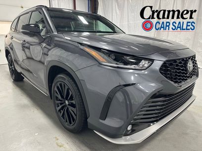Used 2025 Toyota Highlander XSE
