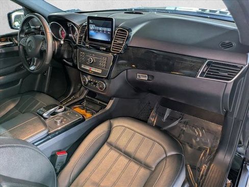 Used 2018 Mercedes-Benz GLE 350 4MATIC image 23