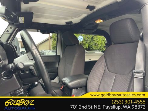 Used 2013 Jeep Wrangler Sport AWD/4WD image 12