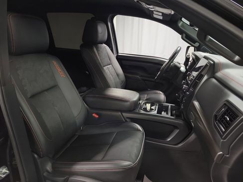 Used 2021 Nissan Titan PRO-4X w/ Pro-4x Utility Package image 24