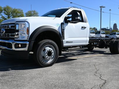 New 2026 Ford F550 2WD Regular Cab Super Duty w/ XL Chrome Package