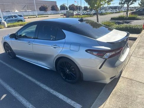 Used 2021 Toyota Camry XSE w/ Navigation Upgrade Package FWD image 5