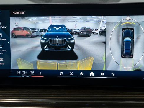 Used 2025 BMW X7 xDrive40i image 30