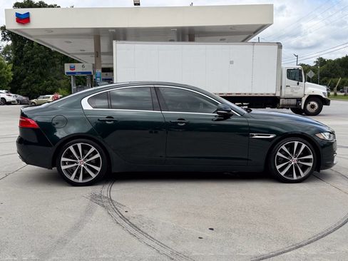 Used 2017 Jaguar XE Prestige RWD image 19