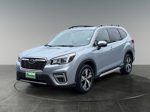 Used 2020 Subaru Forester Touring w/ Popular Package #2 AWD/4WD image 3