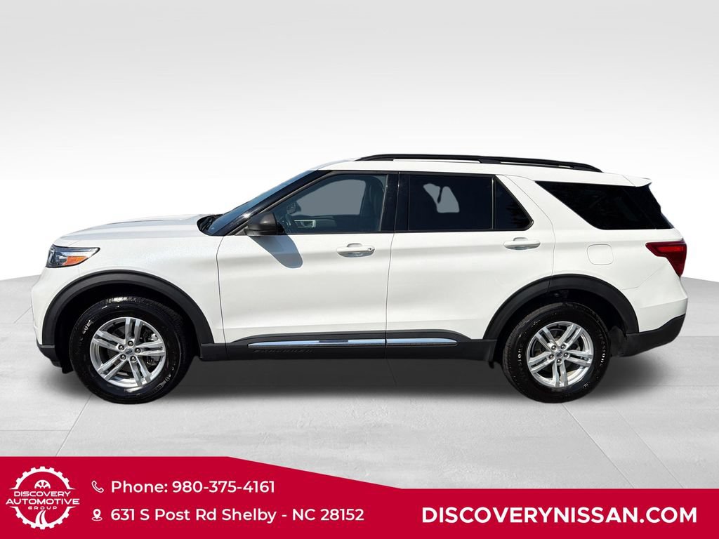 Used 2022 Ford Explorer XLT w/ Equipment Group 202A AWD/4WD image 9
