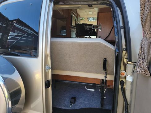Used 2012 Chevrolet Express 3500 Extended w/ Power Package RWD image 13
