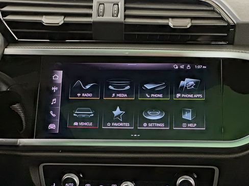 Used 2025 Audi Q3 2.0T Premium Plus w/ Premium Plus Package AWD/4WD image 12