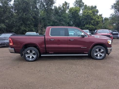 Used 2019 RAM 1500 Laramie AWD/4WD image 8