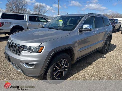 Certified 2020 Jeep Grand Cherokee Limited w/ Luxury Group II image 2