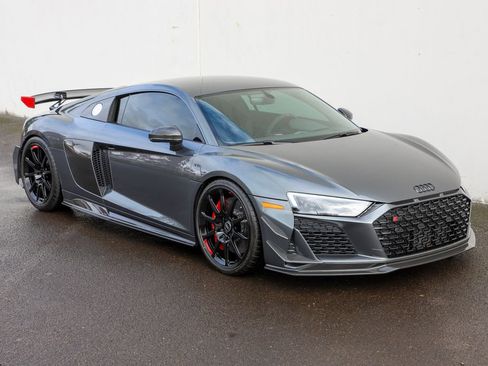 Used 2023 Audi R8 V10 GT image 1
