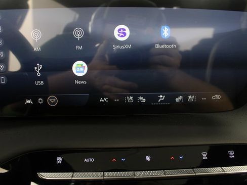 New 2026 Buick Enclave Avenir w/ Super Cruise Package image 7