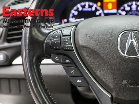 Used 2018 Acura ILX image 16