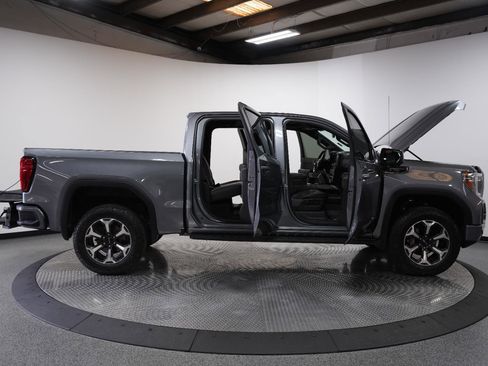 Used 2022 GMC Sierra 1500 AT4 w/ AT4 Premium Package AWD/4WD image 11