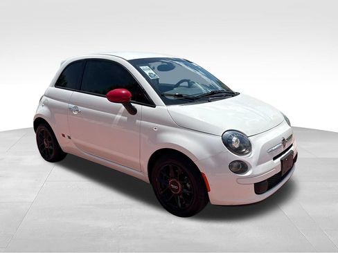 Used 2016 FIAT 500 Pop w/ Italia Package FWD image 1