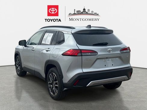 Used 2026 Toyota Corolla Cross XLE w/ Convenience Package image 5