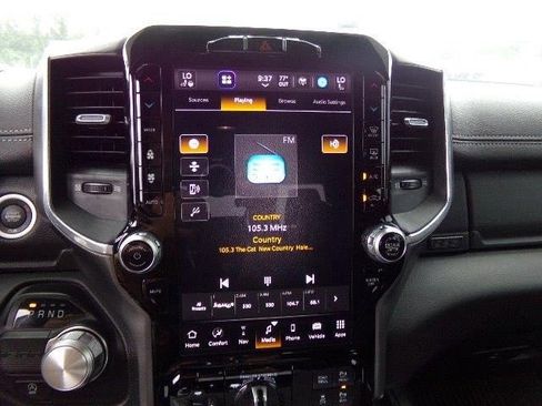 Used 2023 RAM 1500 Laramie image 11