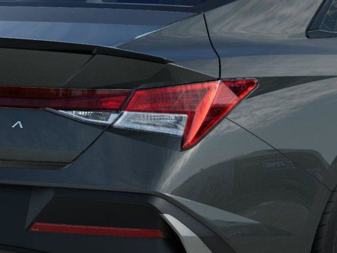 New 2026 Hyundai Elantra SEL Sport FWD image 10