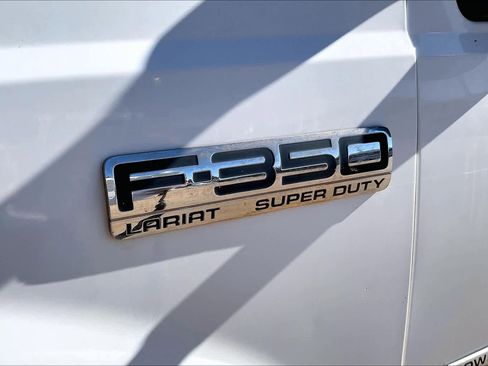 Used 2006 Ford F350 Lariat image 29