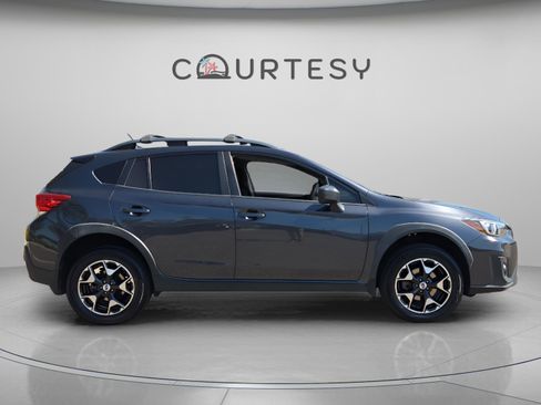 Used 2018 Subaru Crosstrek 2.0i image 7