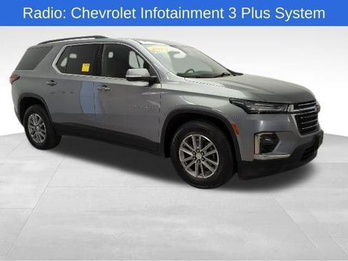 Used 2023 Chevrolet Traverse LT w/ LPO, Floor Liner Package AWD/4WD image 9