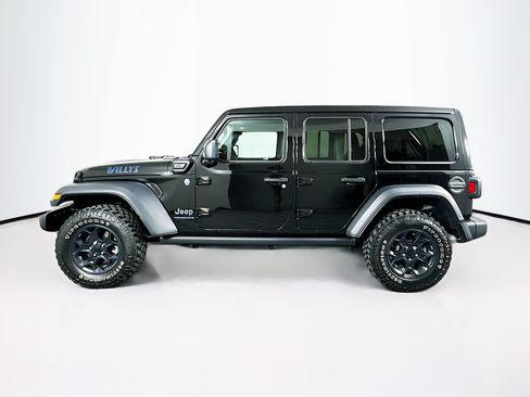 Used 2023 Jeep Wrangler Unlimited w/ Sun & Screen Package AWD/4WD image 4