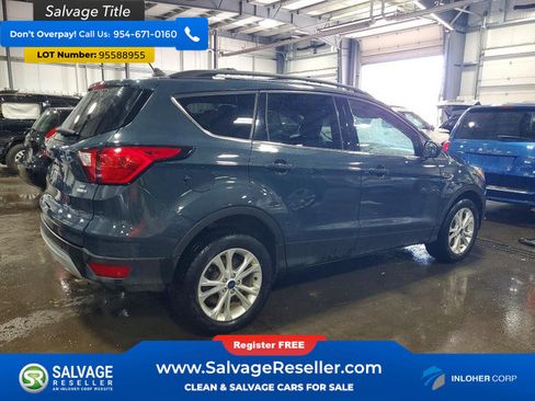 Used 2019 Ford Escape SE AWD/4WD image 4