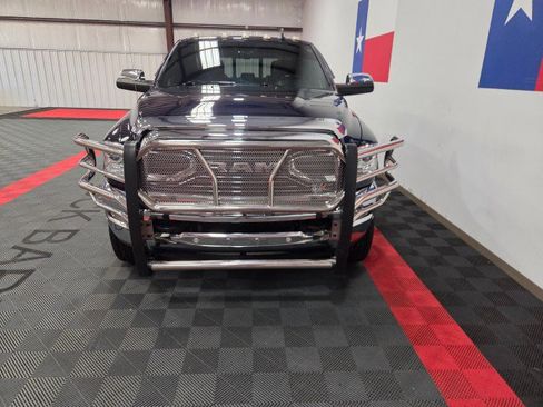 Used 2017 RAM 3500 Laramie Longhorn image 17