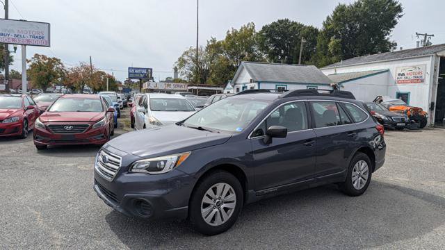 Used 2017 Subaru Outback 2.5i AWD/4WD image 1