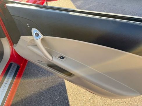 Used 2010 Chevrolet Corvette Grand Sport w/ Preferred Equipment Group image 27