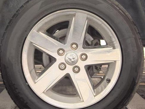 Used 2015 RAM 1500 Express image 8