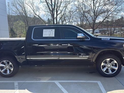 Used 2019 RAM 1500 Limited AWD/4WD image 3
