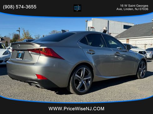 Used 2017 Lexus IS 300 F Sport image 6