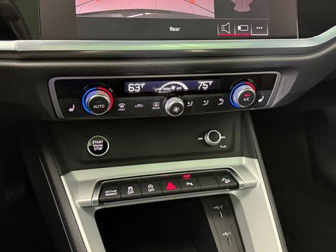 Used 2022 Audi Q3 2.0T Premium w/ Convenience Package image 21