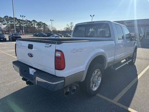 Used 2010 Ford F250 Lariat image 4