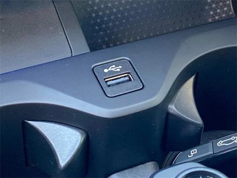 Used 2025 BMW X5 M60i w/ Executive Package image 28