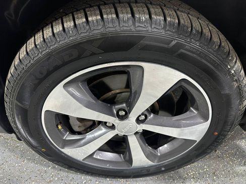 Used 2010 Toyota Corolla FWD image 40