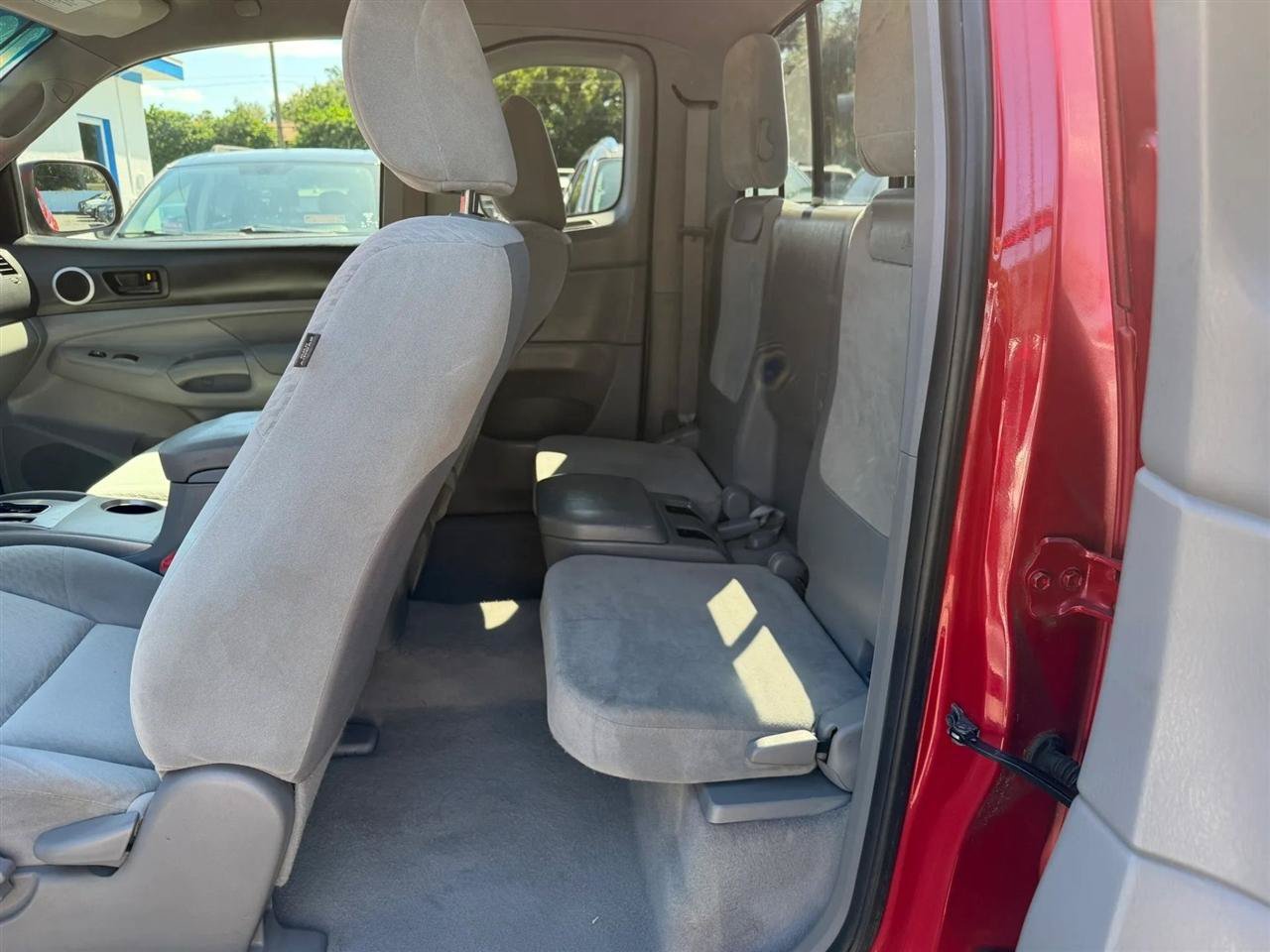 Used 2010 Toyota Tacoma PreRunner RWD image 66