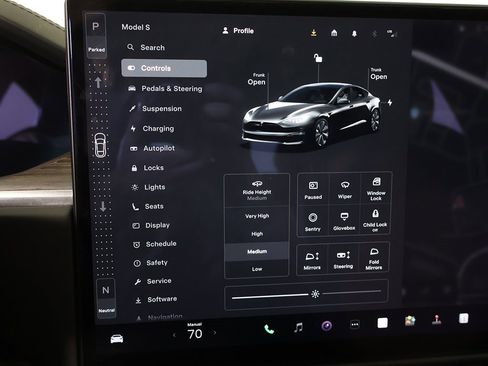 Used 2022 Tesla Model S image 59