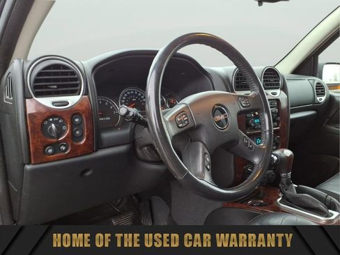 Used 2005 GMC Envoy SLT image 16