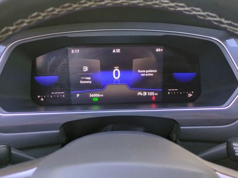 Used 2023 Volkswagen Tiguan SE image 26