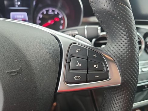 Certified 2019 Mercedes-Benz GLC 300 image 18