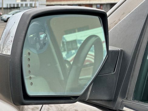 Used 2014 GMC Sierra 1500 SLT w/ SLT Crew Cab Value Package image 51