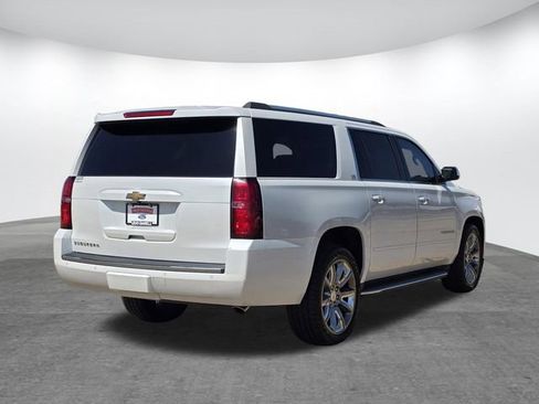 Used 2016 Chevrolet Suburban LTZ image 4