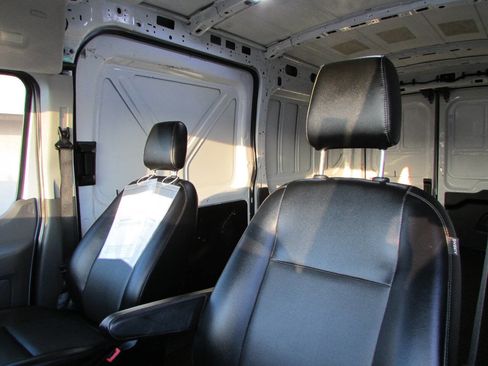 Used 2022 Ford Transit 250 Medium Roof image 13